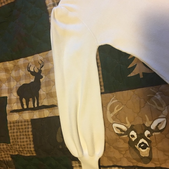 Turtleneck - Picture 8 of 9